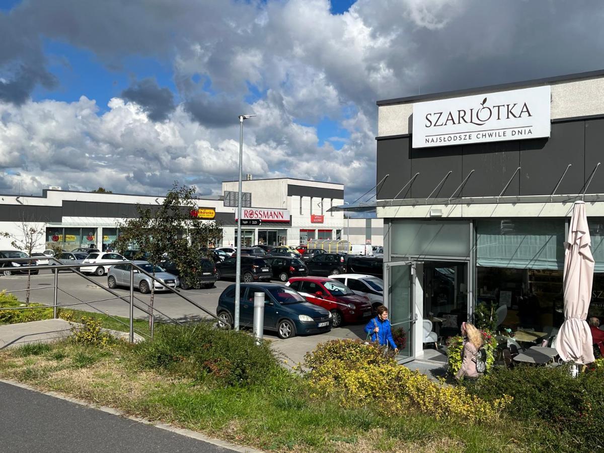 Apartament Turkusowy Lägenhet Kaliszki Exteriör bild