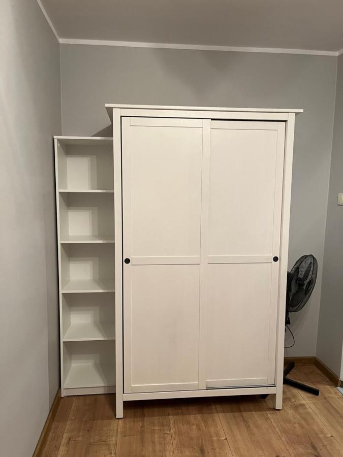 Apartament Turkusowy Lägenhet Kaliszki Exteriör bild